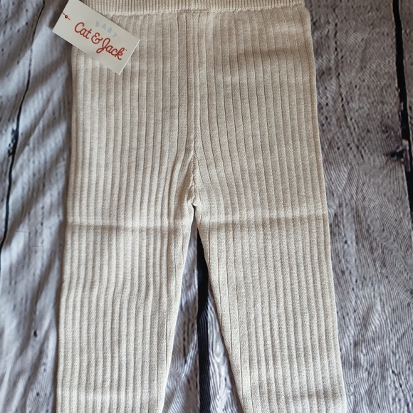 Beige bubble knit baby set cat and Jack 18 months - Picture 10 of 11